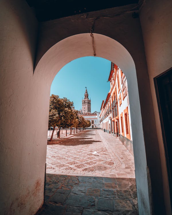 Jewish Quarter wedding setting in Seville