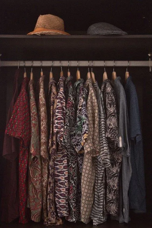 Vintage fashion boutiques in Seville