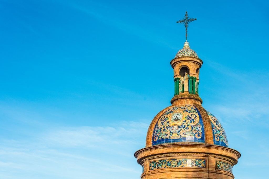 Regionalist architecture in Seville
