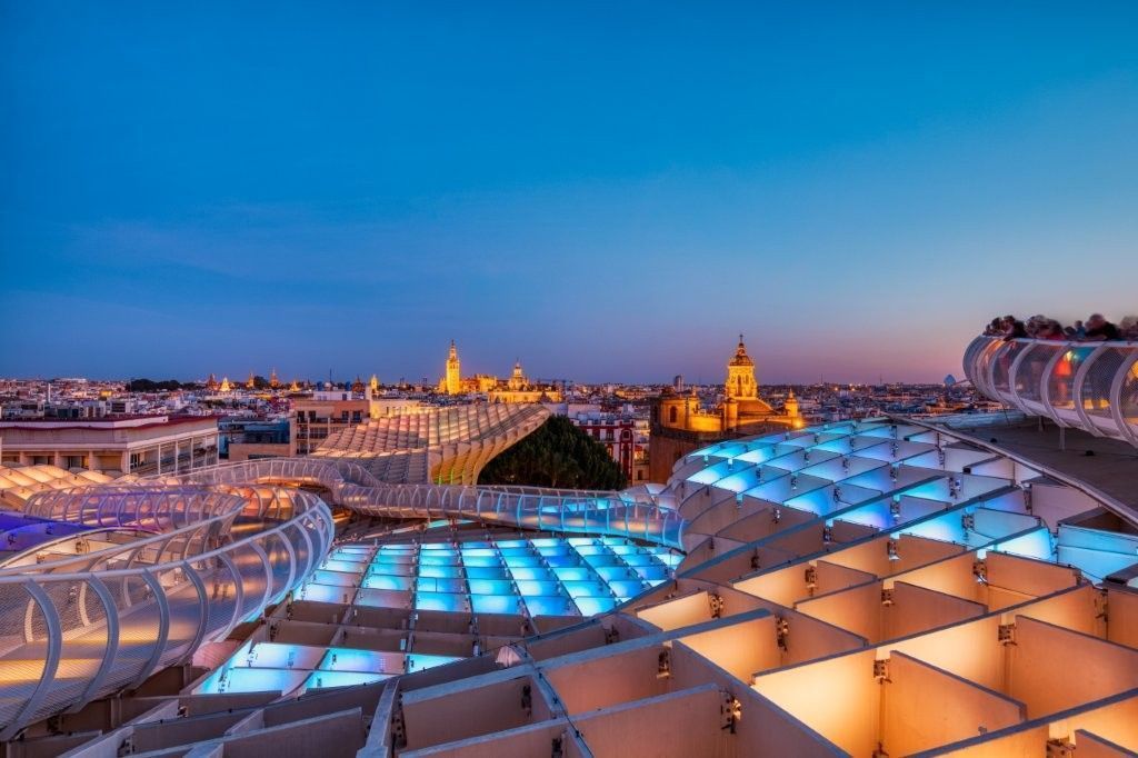 Bespoke team building in Seville