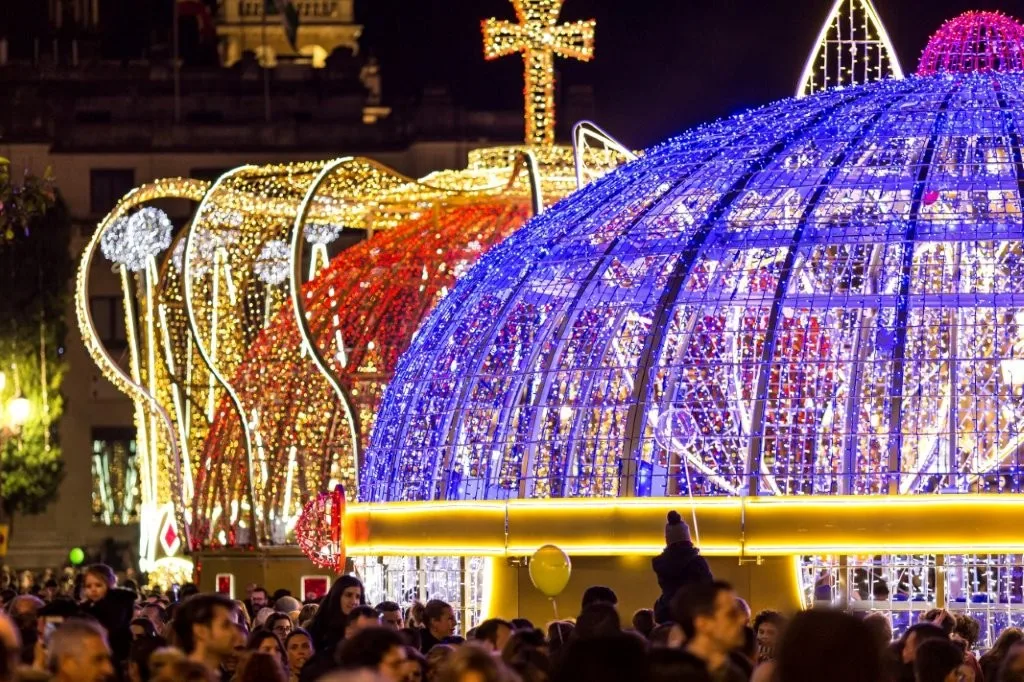 Seville Christmas Magic Tour: Lights, Legends & Culture